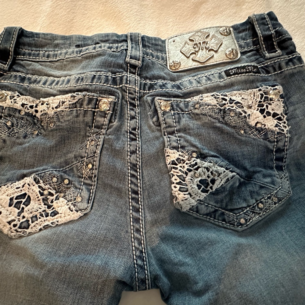 Miss Me Size 26 crop/capri